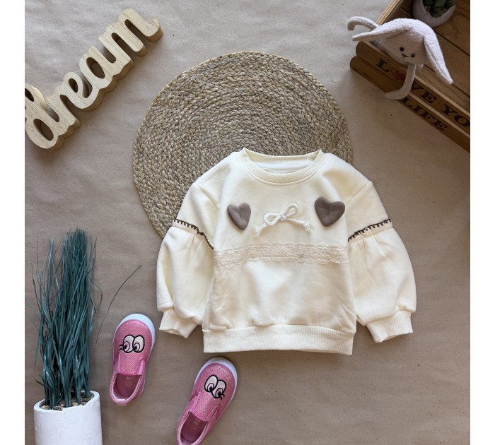 Дитячий світшот молочний серденька