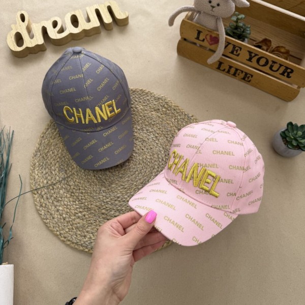 Кепка CHANEL підліток