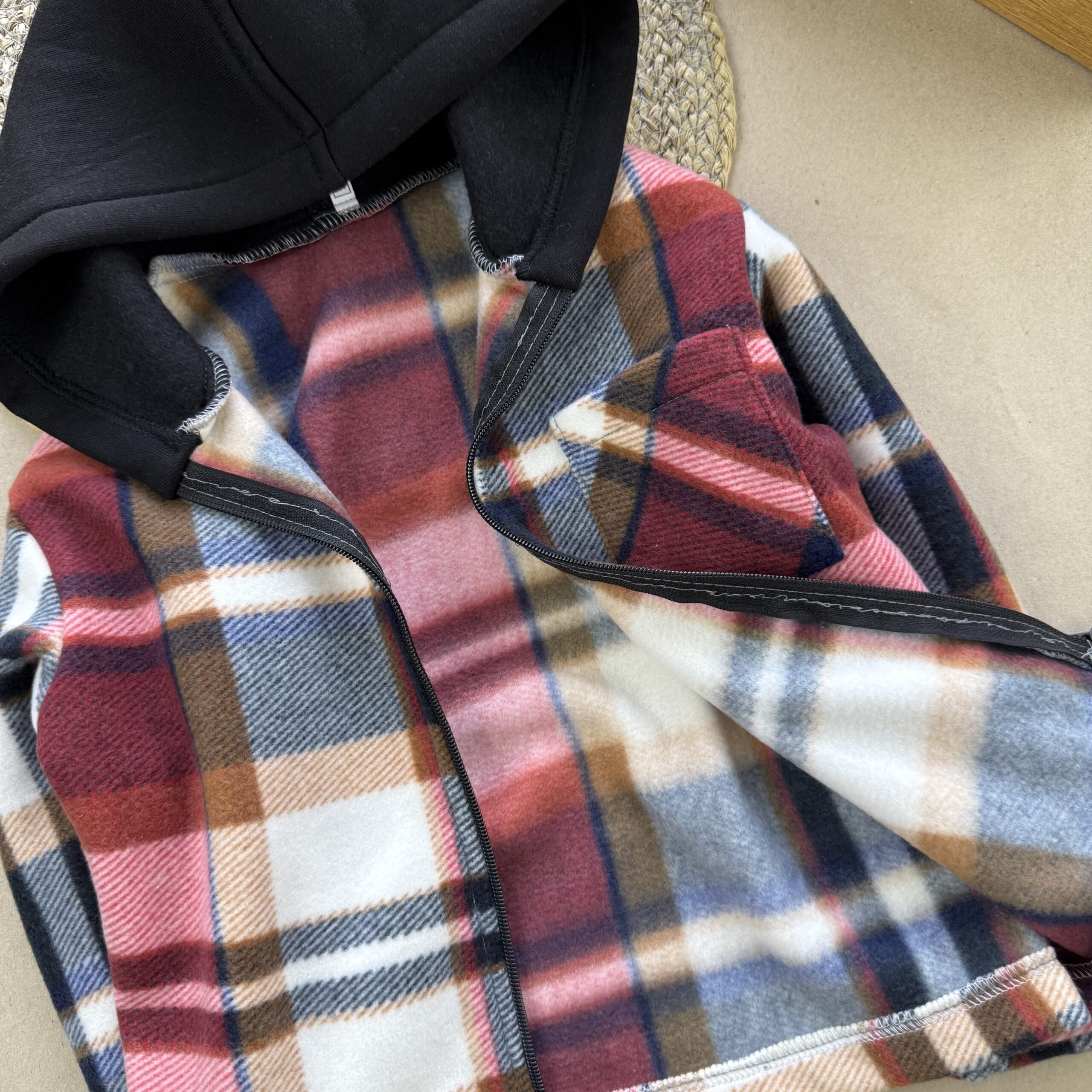 Сорочка в клітинку з червоним фліс