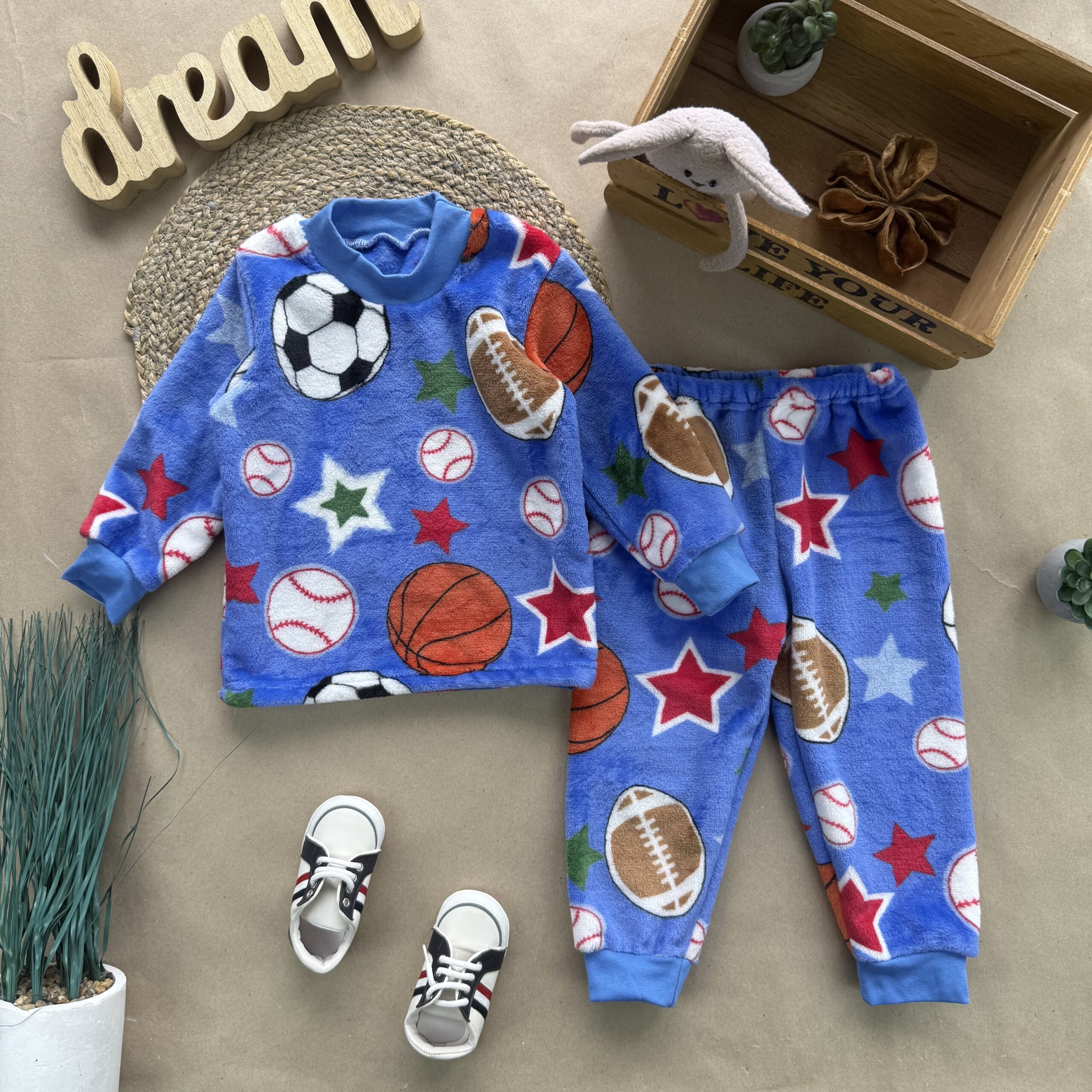 Піжама вельсофт блакитна м'ячі