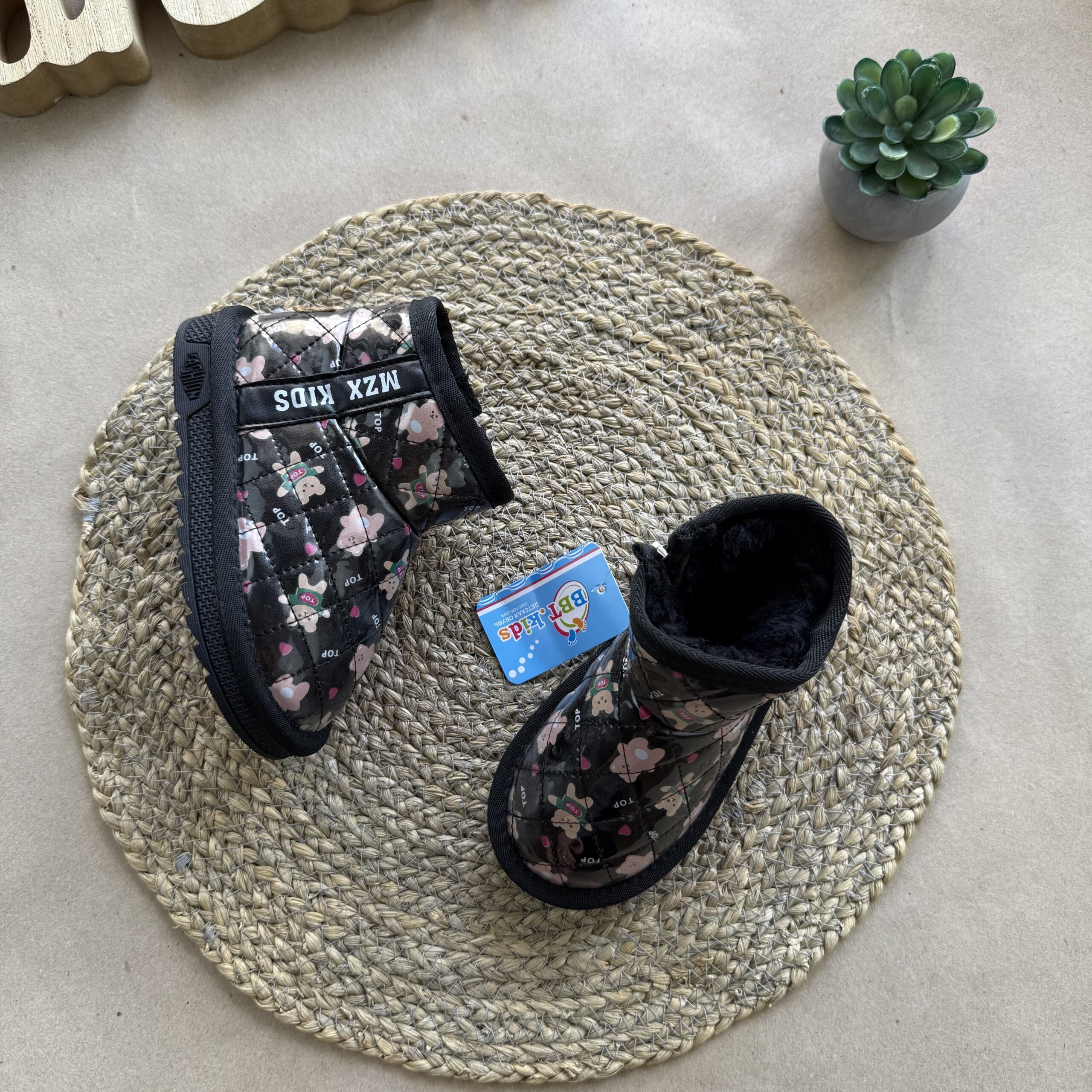 Уги чорні медведики 21-26