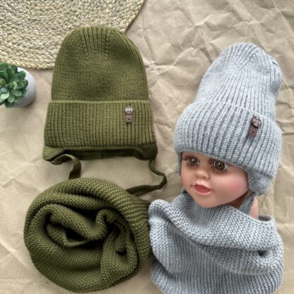 Шапка з хомутом крихітка