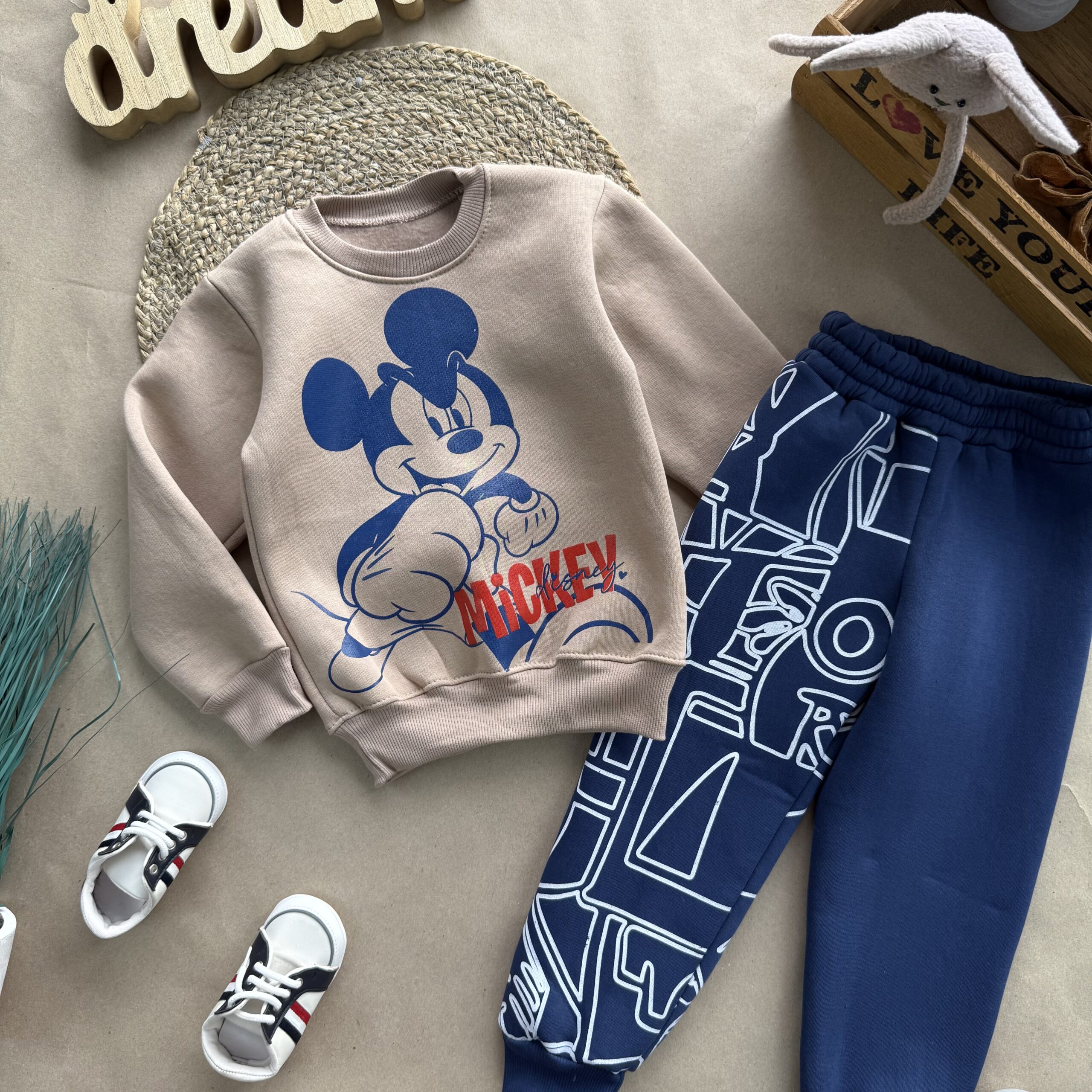 Костюм тринитка тур Мікі моко