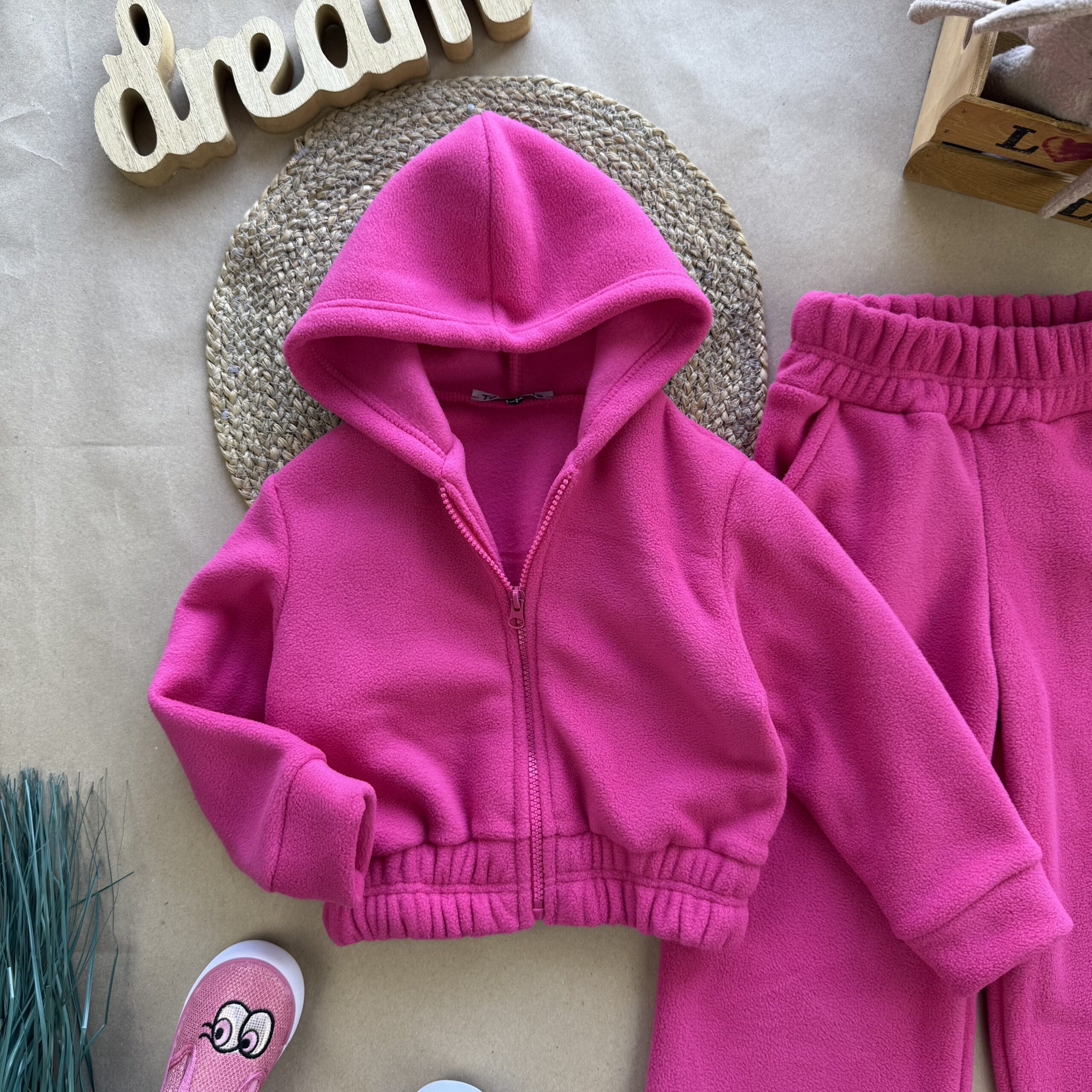 Відшивається знову. Костюм фліс палаццо малина