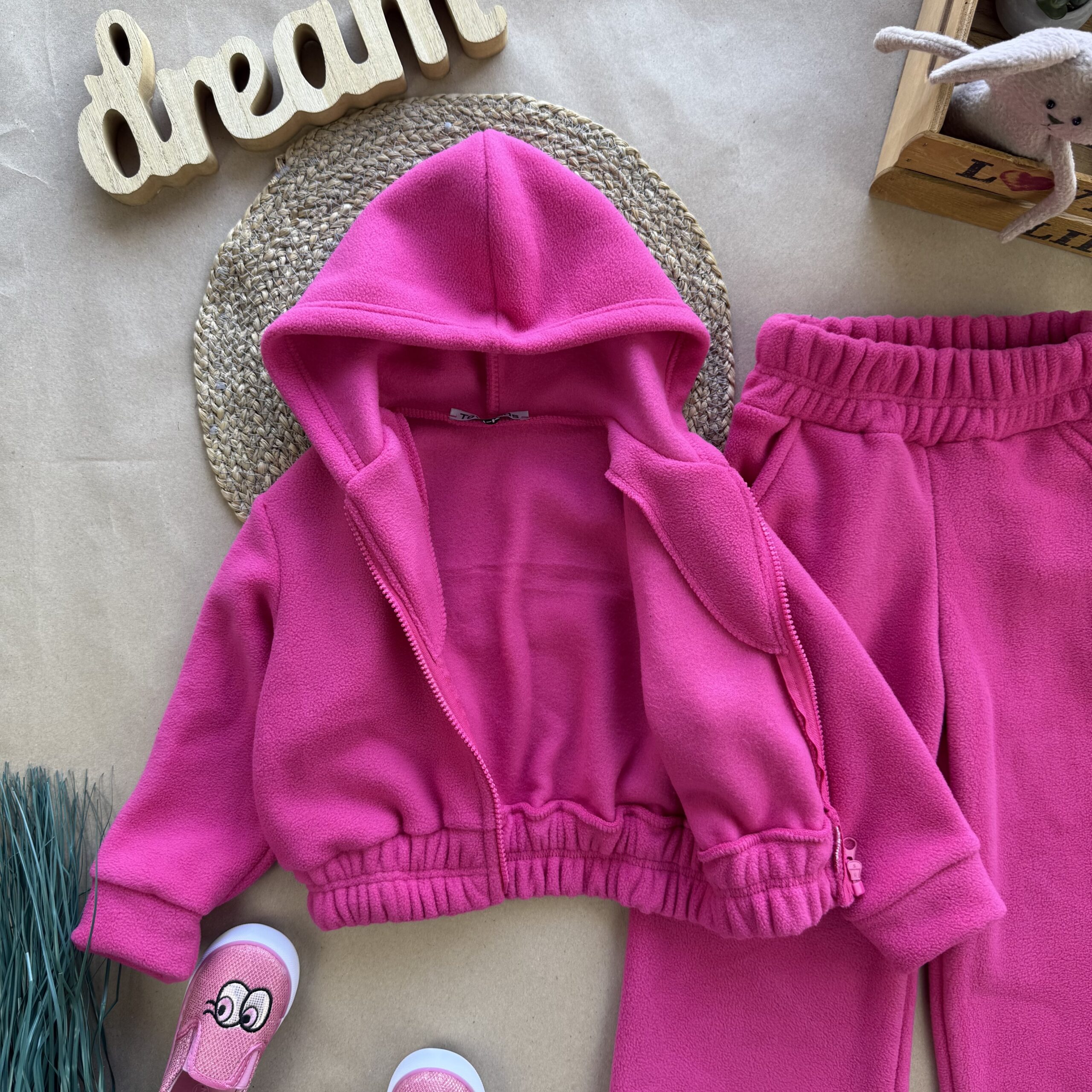 Відшивається знову. Костюм фліс палаццо малина