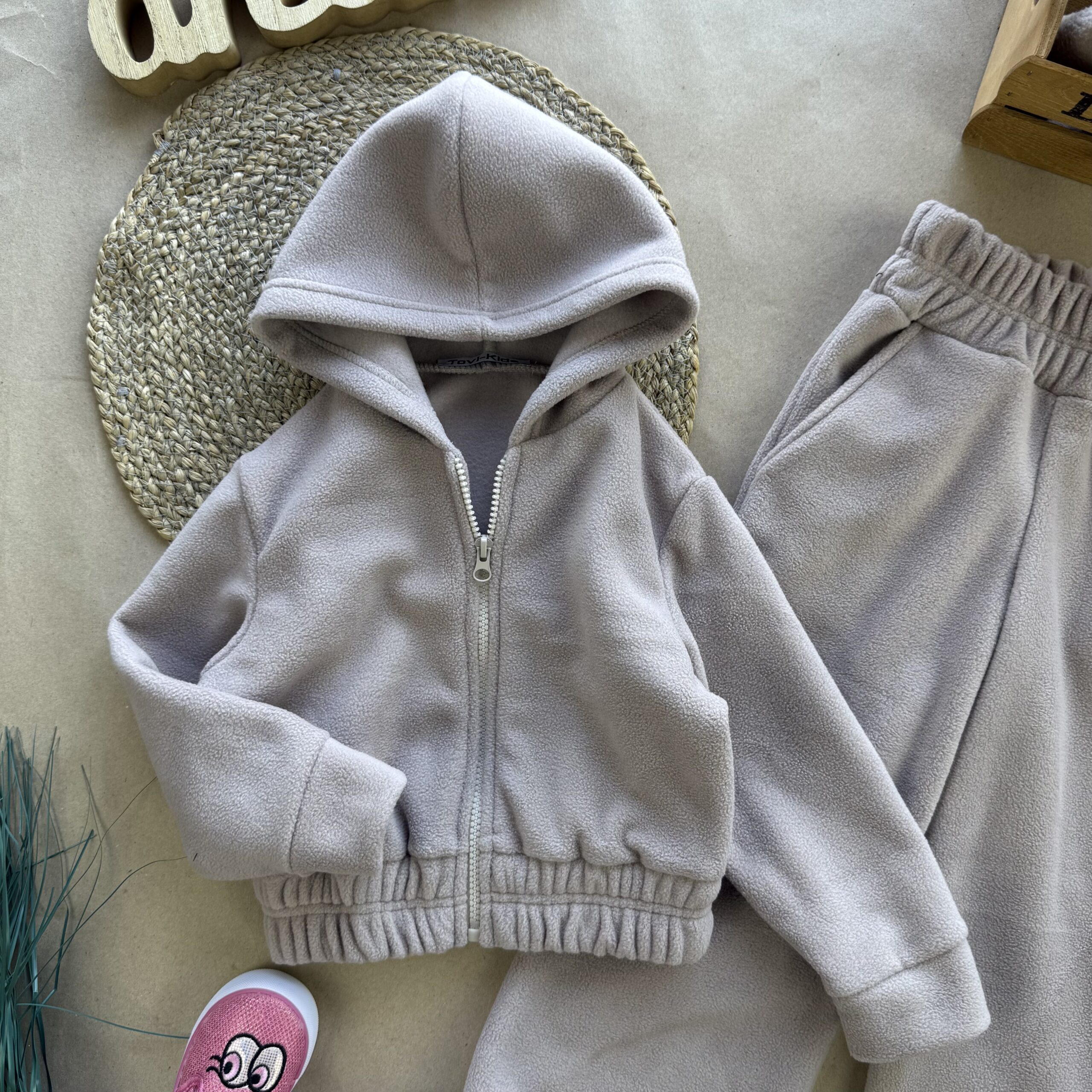 Відшивається знову. Костюм фліс палаццо мокко