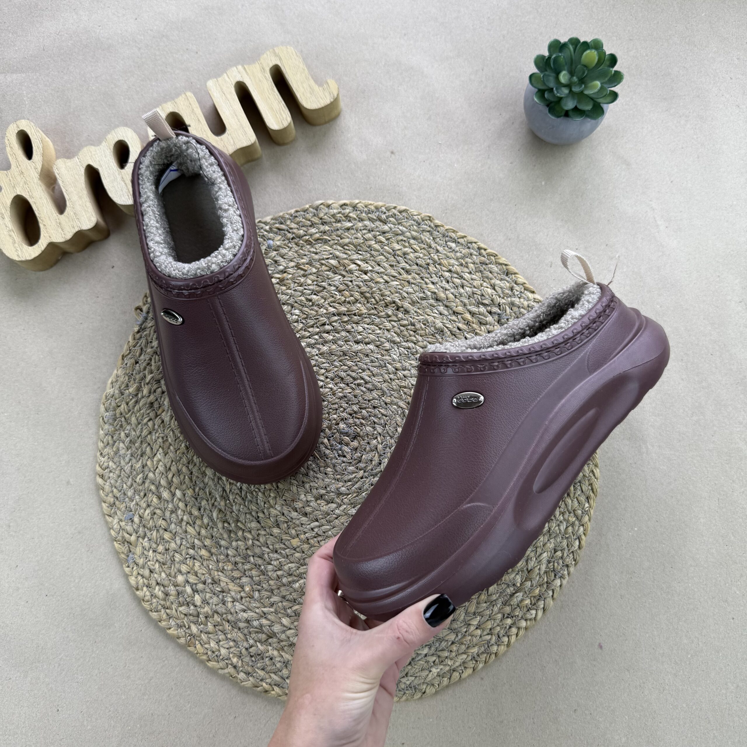 Утеплені жіночі крокси