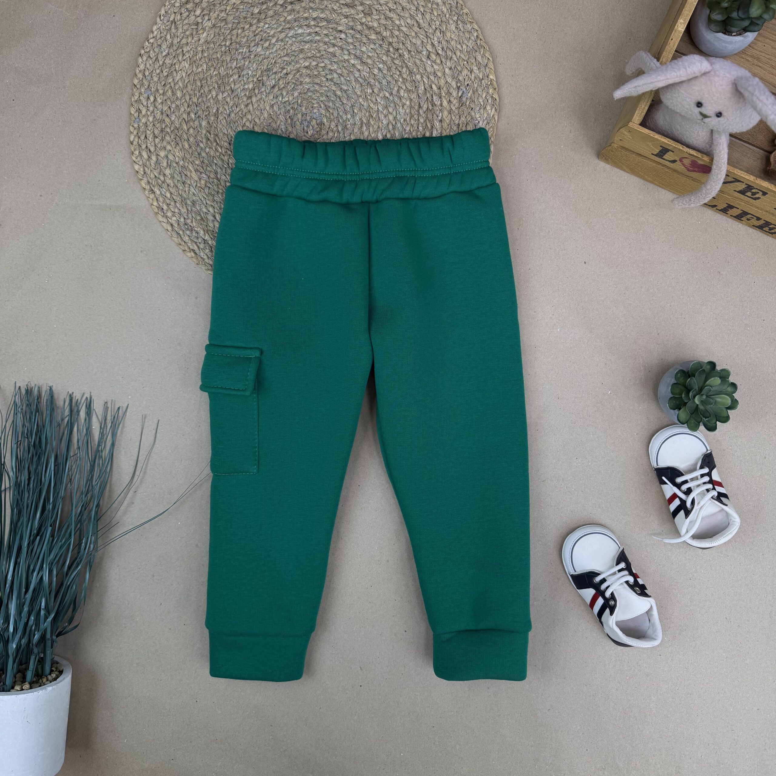 Штани тринитка зелені. Відшиваються