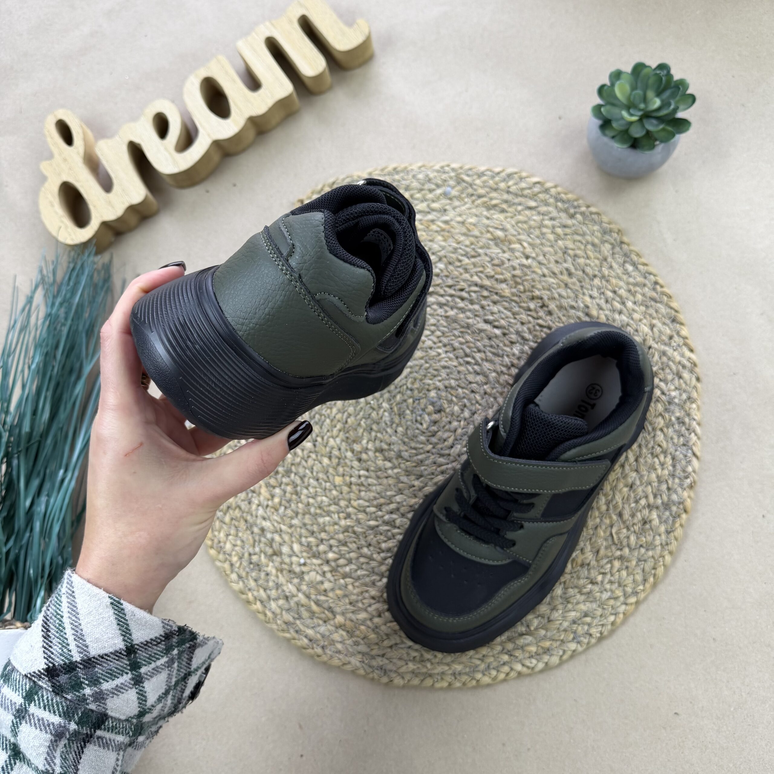 Кросівки том.м хакі