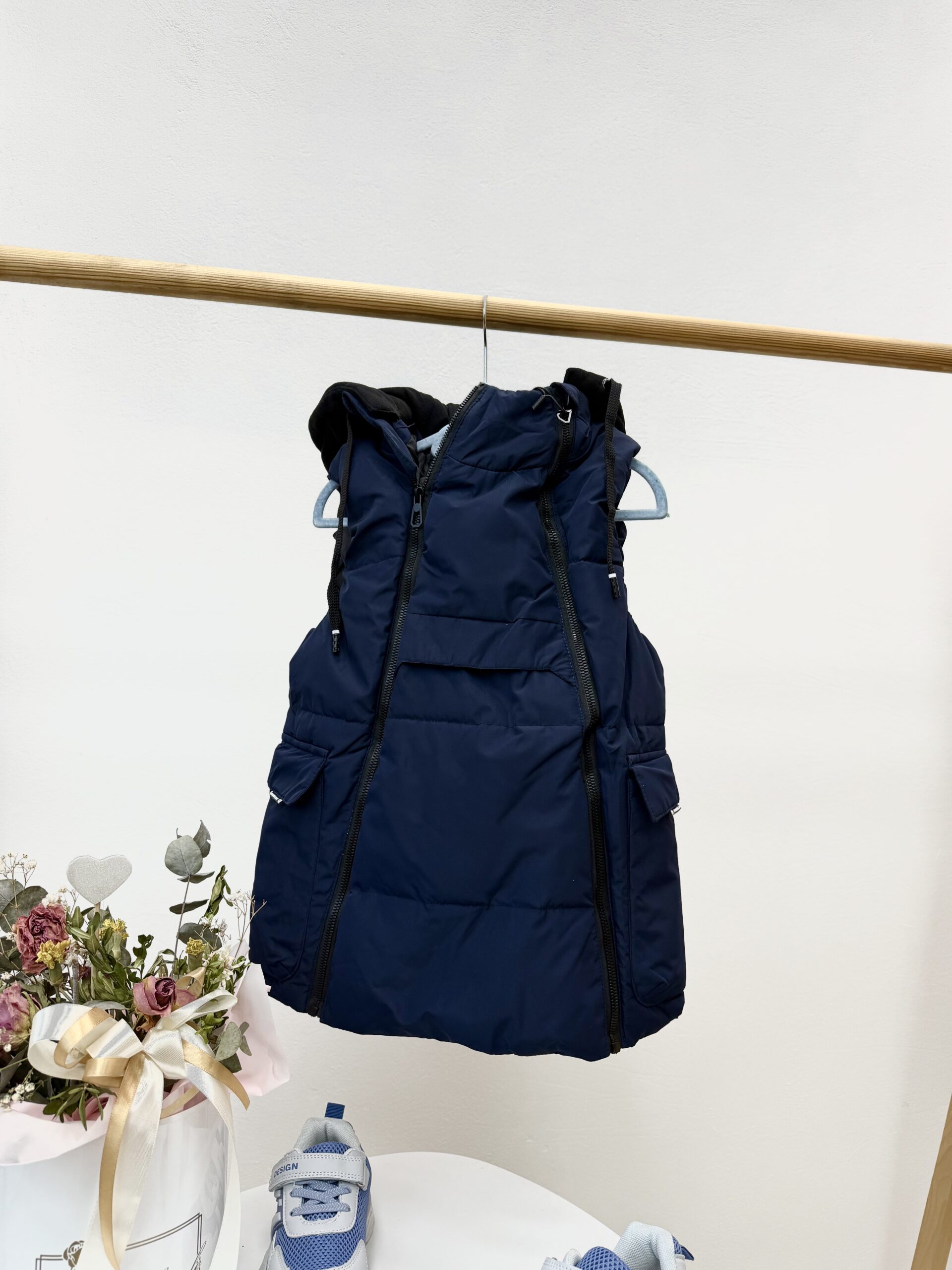 Жилет синій блискавки