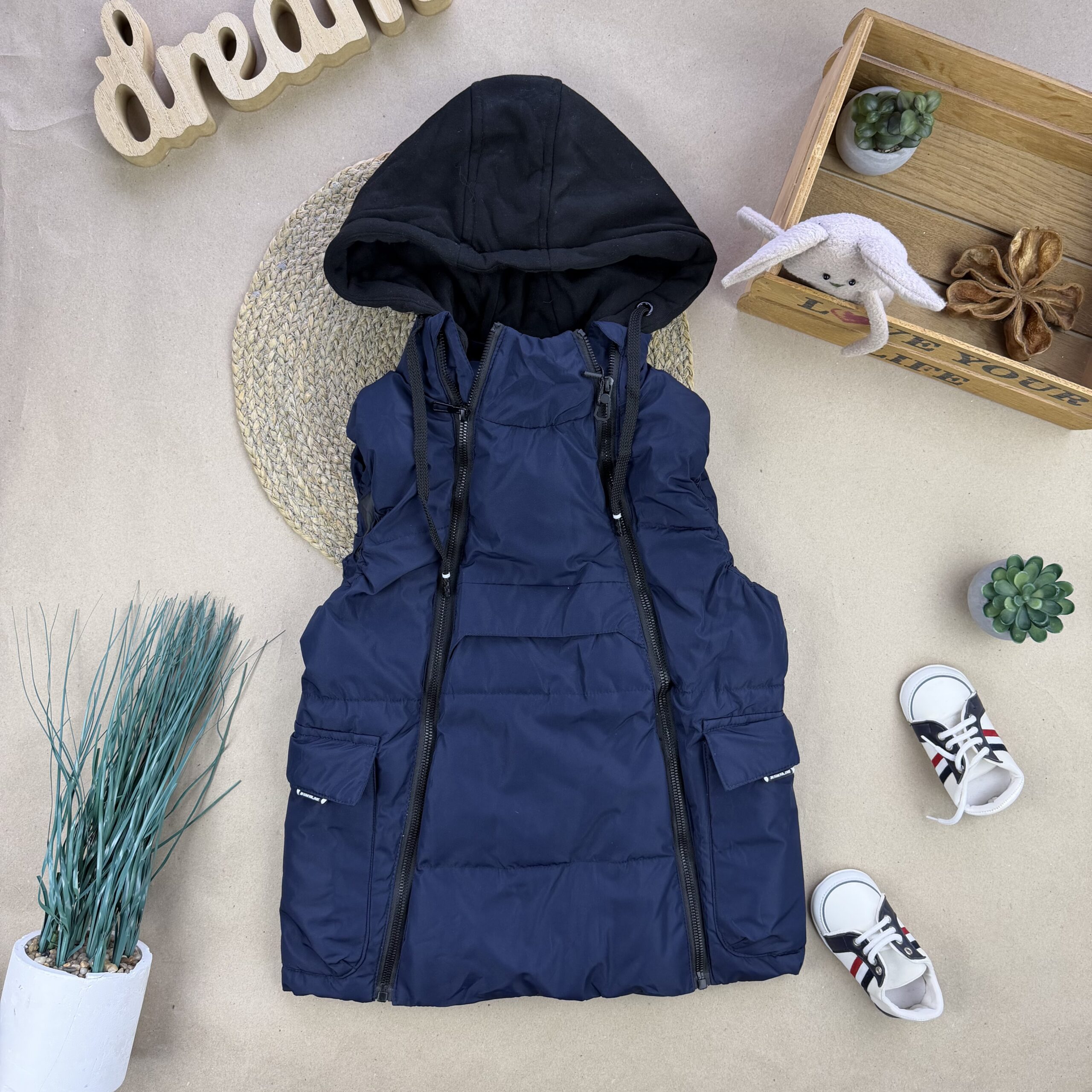 Жилет синій блискавки