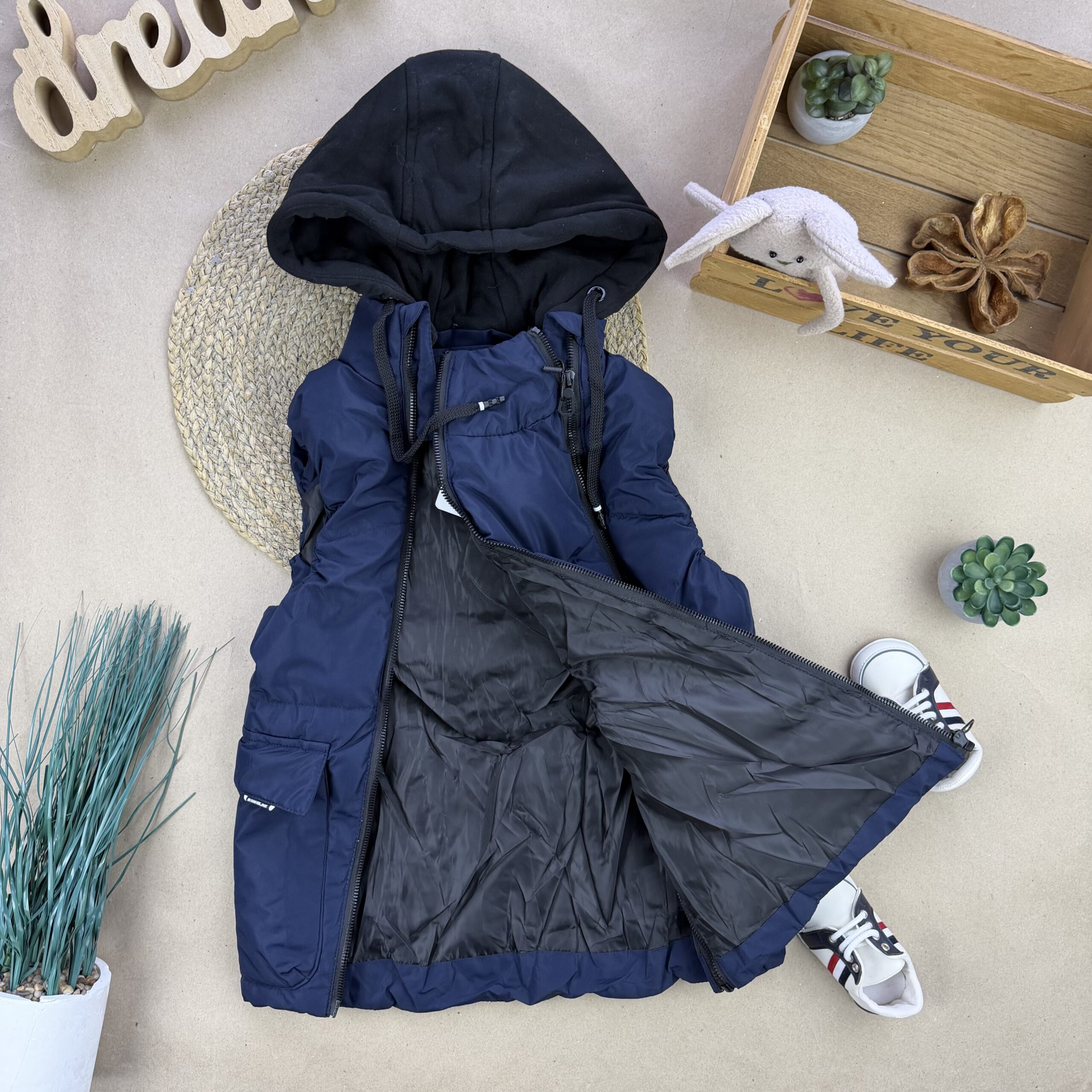 Жилет синій блискавки