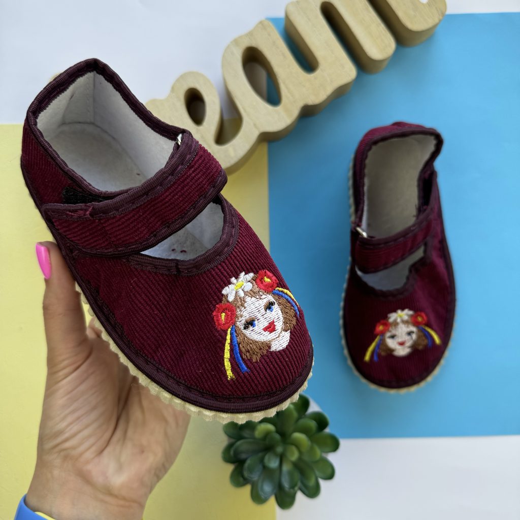 Капці україночка бордо