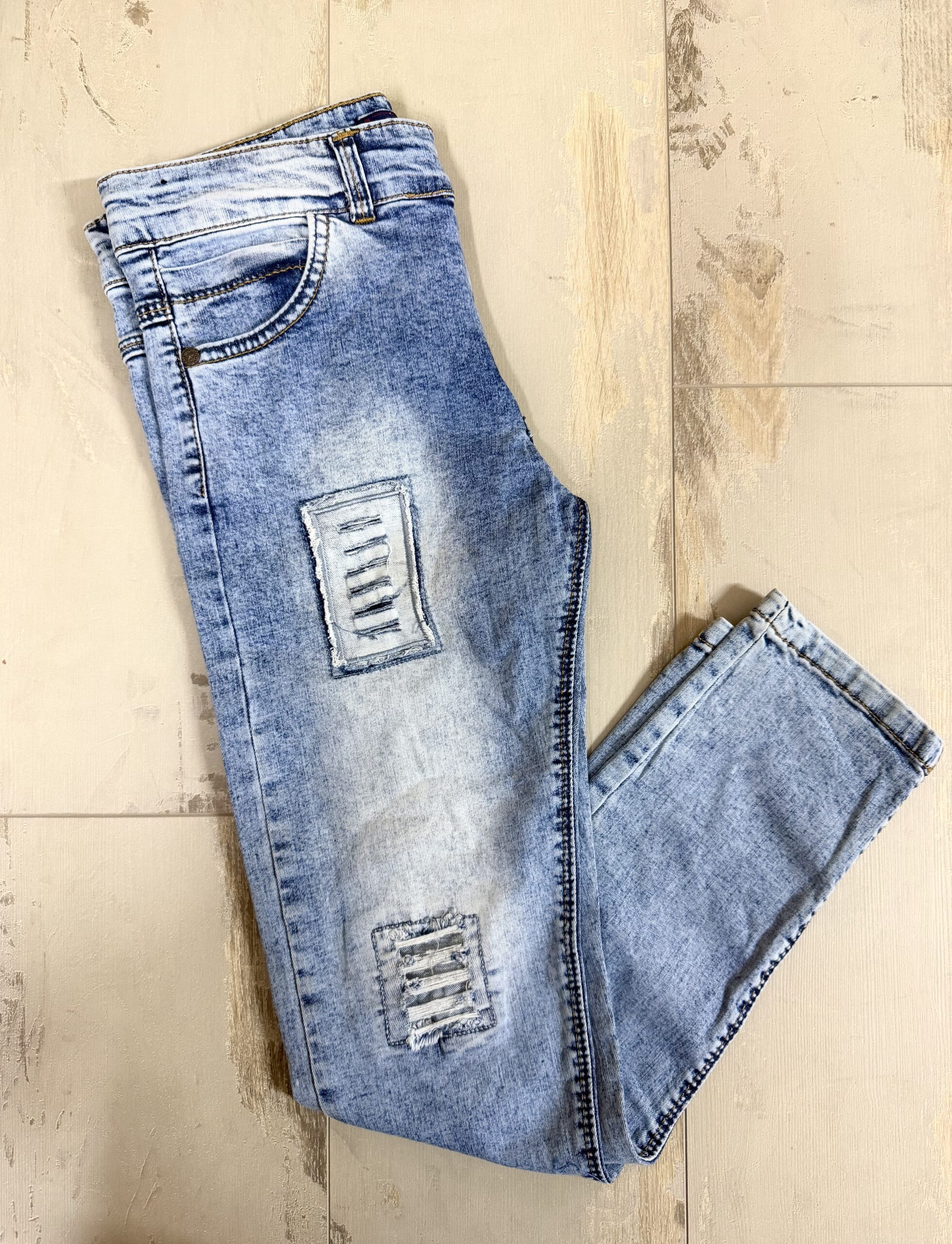 Джинси світлі 146