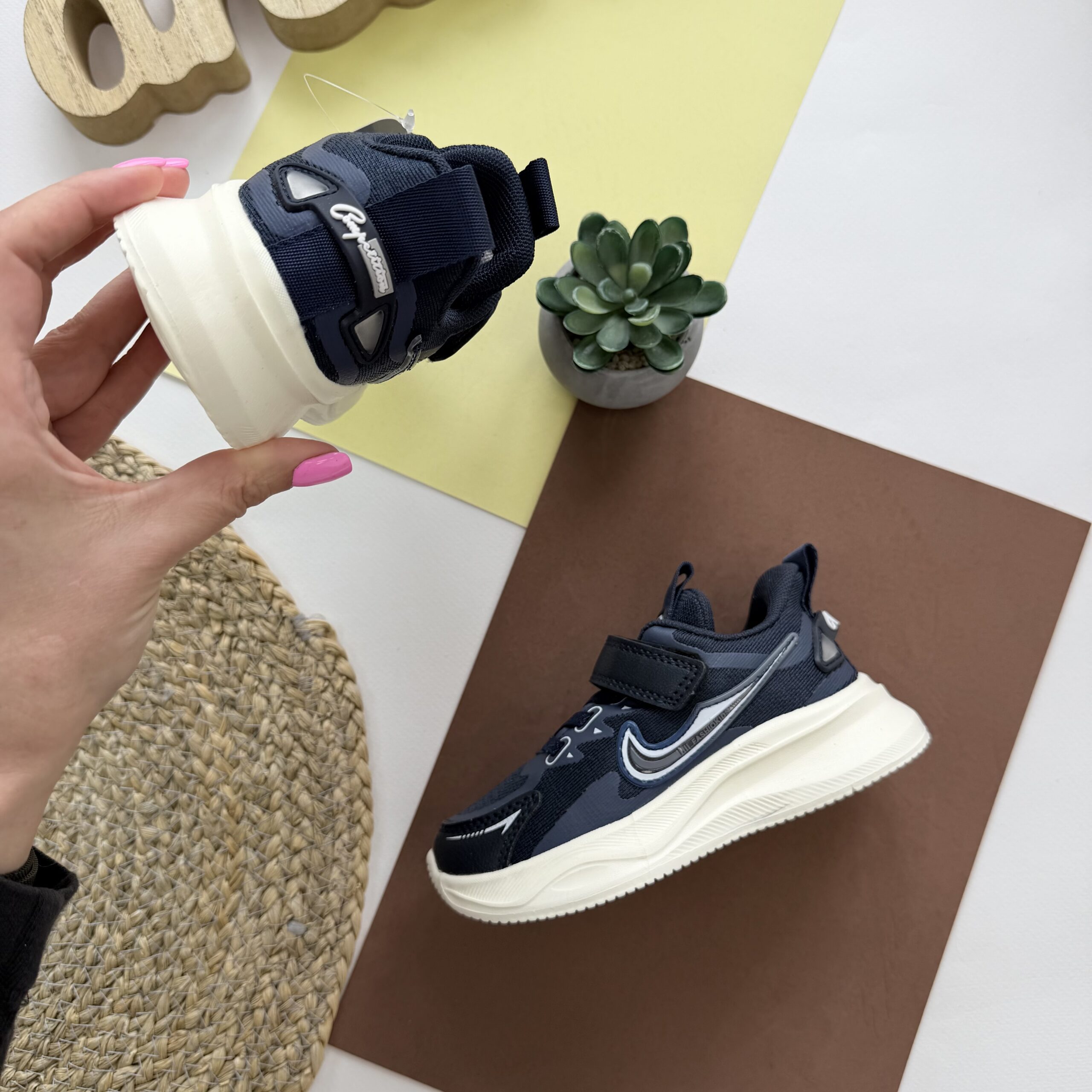 Кросівки бескай 26-31