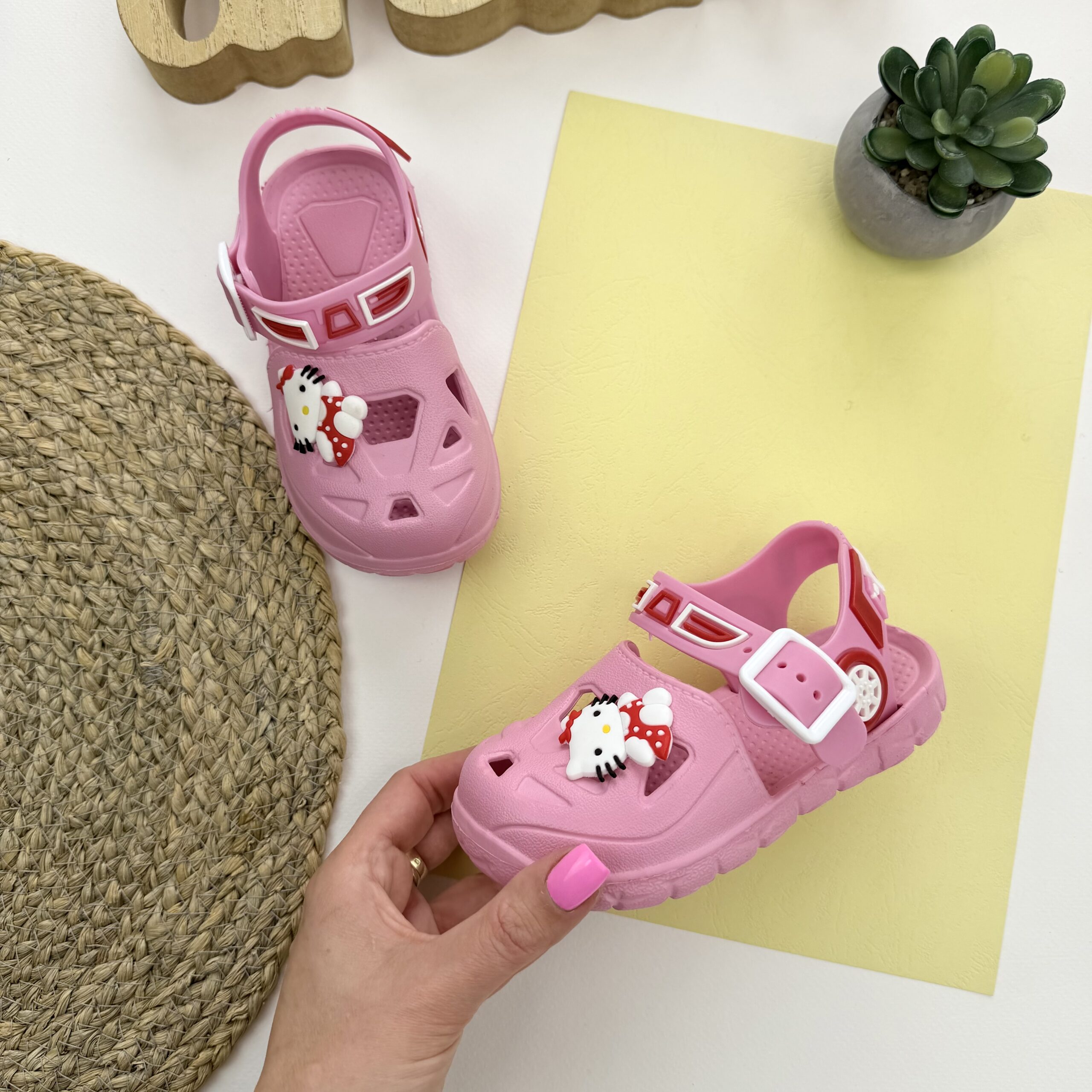 босоніжки піна рожеві Kitty