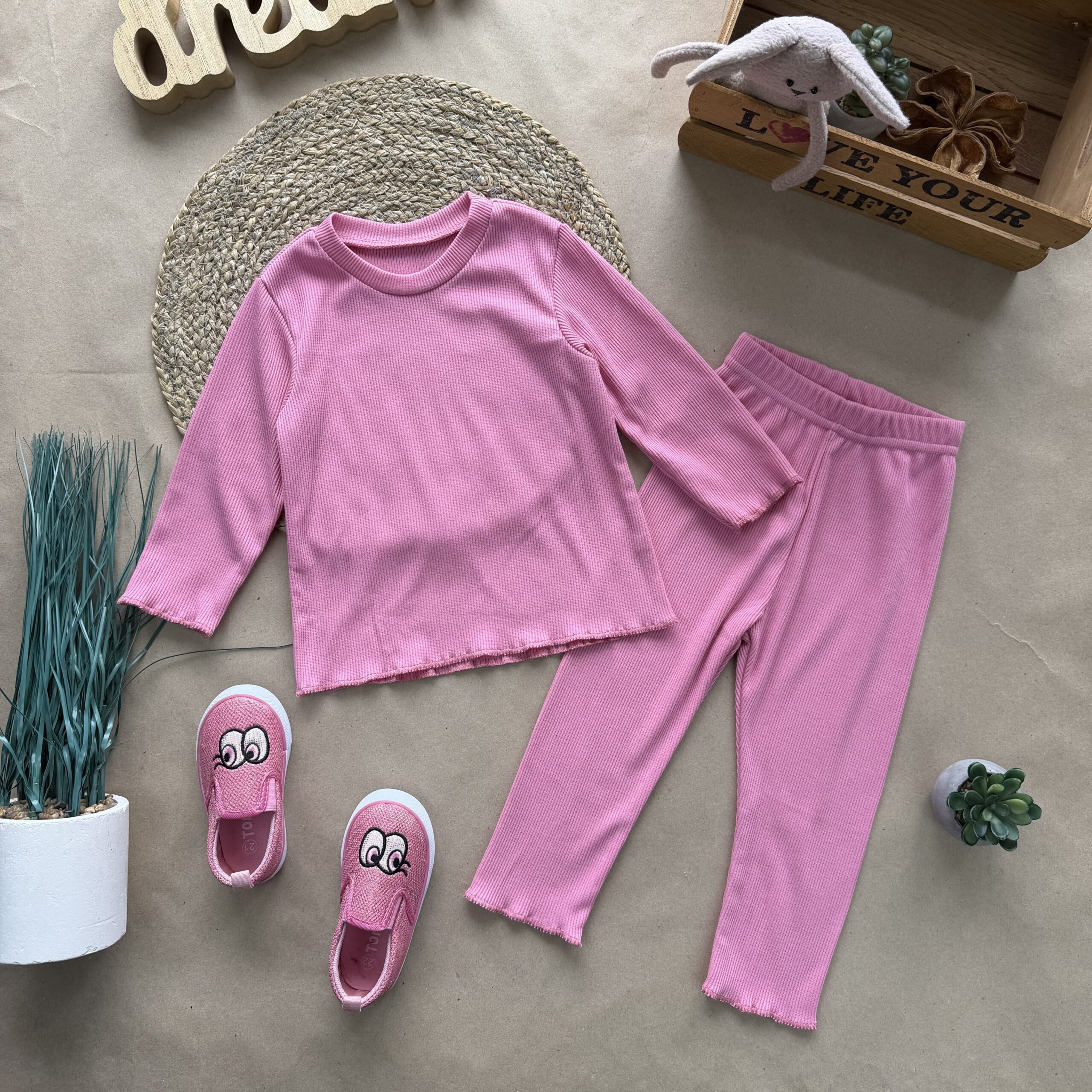 Відшивається. реглан та лосини рубчик рожевий