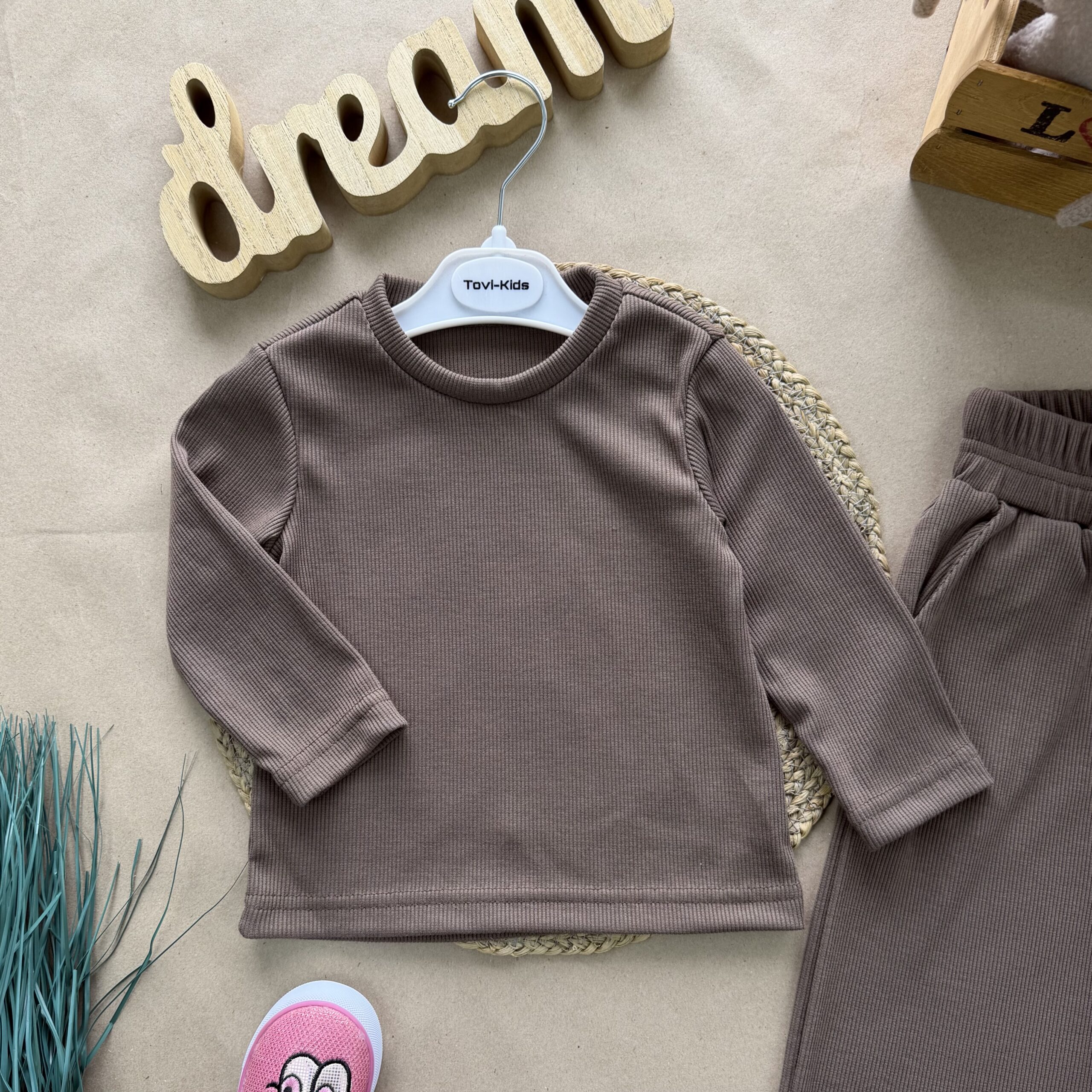 Відшивається. костюм з палаццо рубчик шоколад